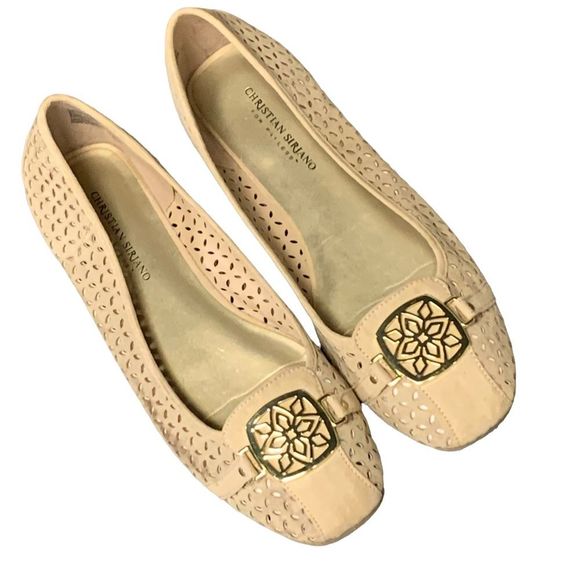 Christian Siriano Shoes - Christian Siriano Flats Size 11 Women’s Cream Colored Shoes